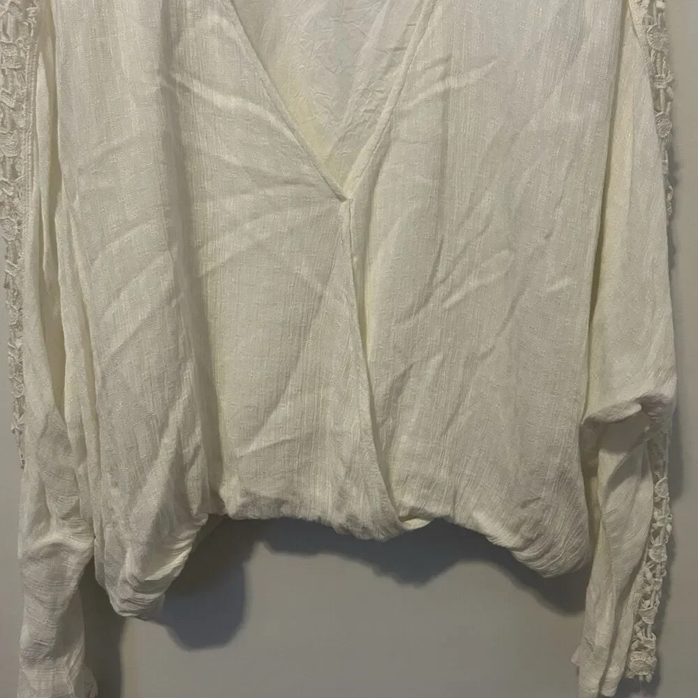 Free People Runaway Wrap Blouse Womens Size S White Crochet Dolman Sleeve Boho